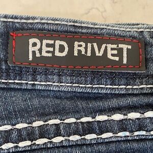 Red Rivet Women's Dark Blue Denim Jeans